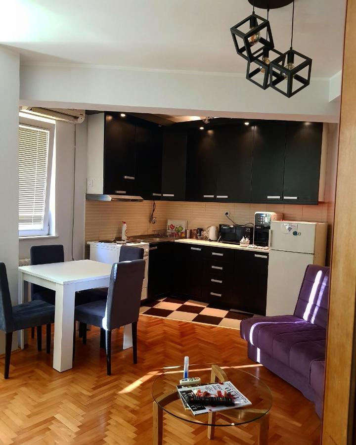 Apartman Veselinovic Free Parking รานเย ภายนอก รูปภาพ