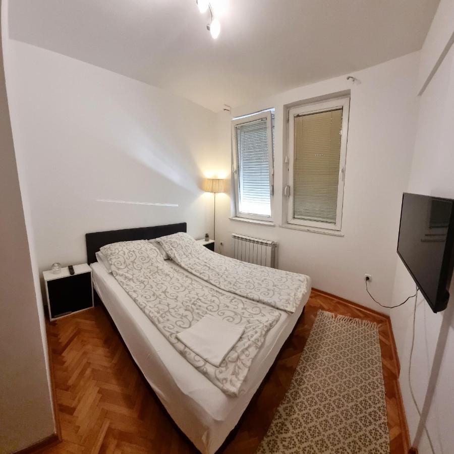 Apartman Veselinovic Free Parking รานเย ภายนอก รูปภาพ