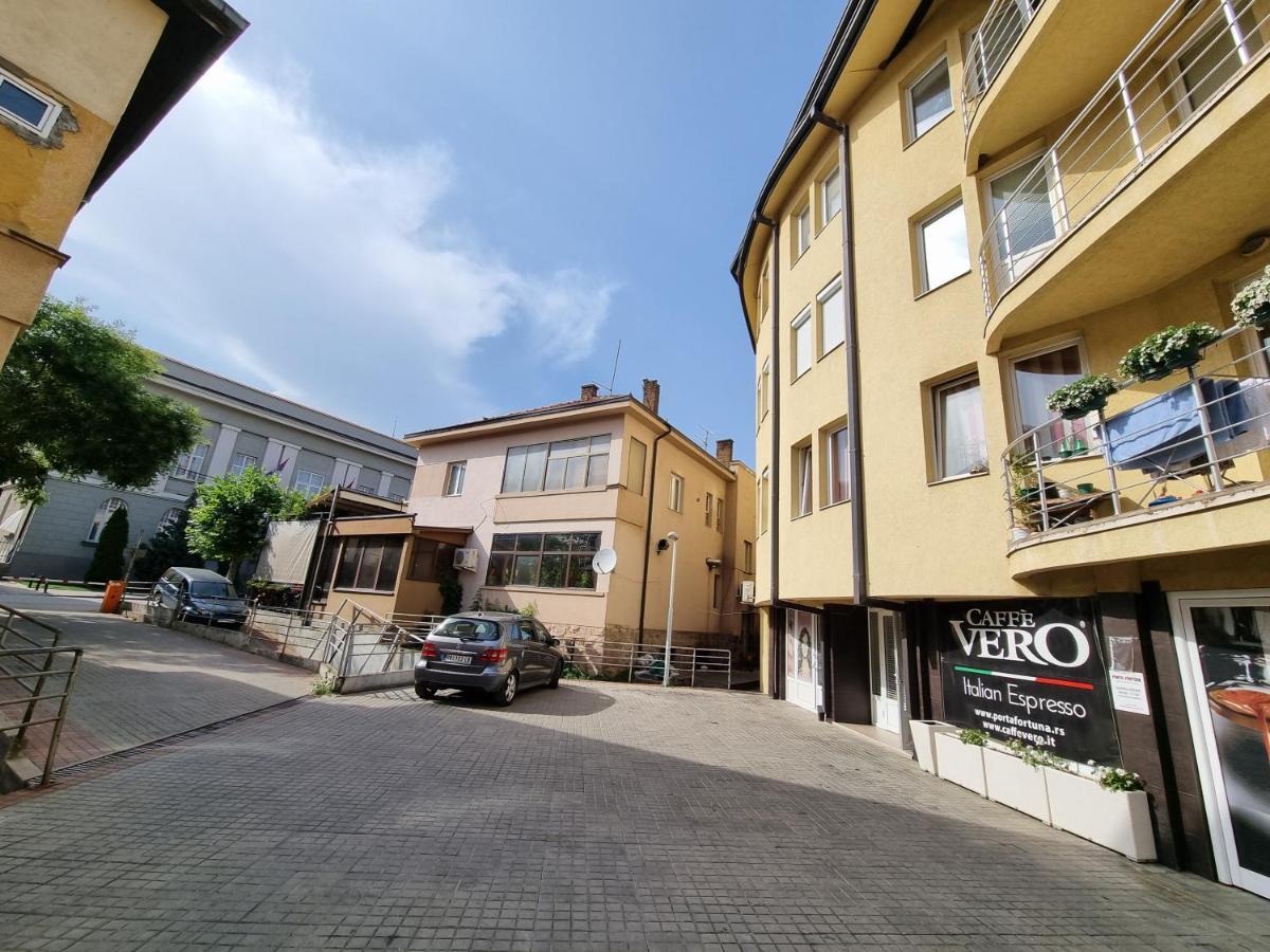Apartman Veselinovic Free Parking รานเย ภายนอก รูปภาพ